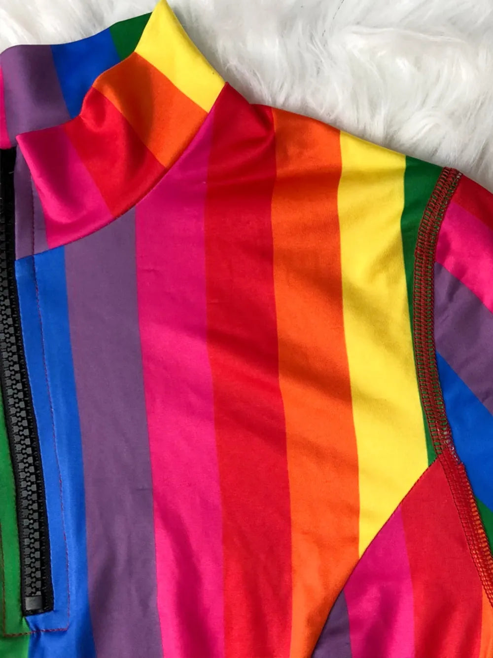 Maillot de bain deux pièces zippé col montant manches courtes