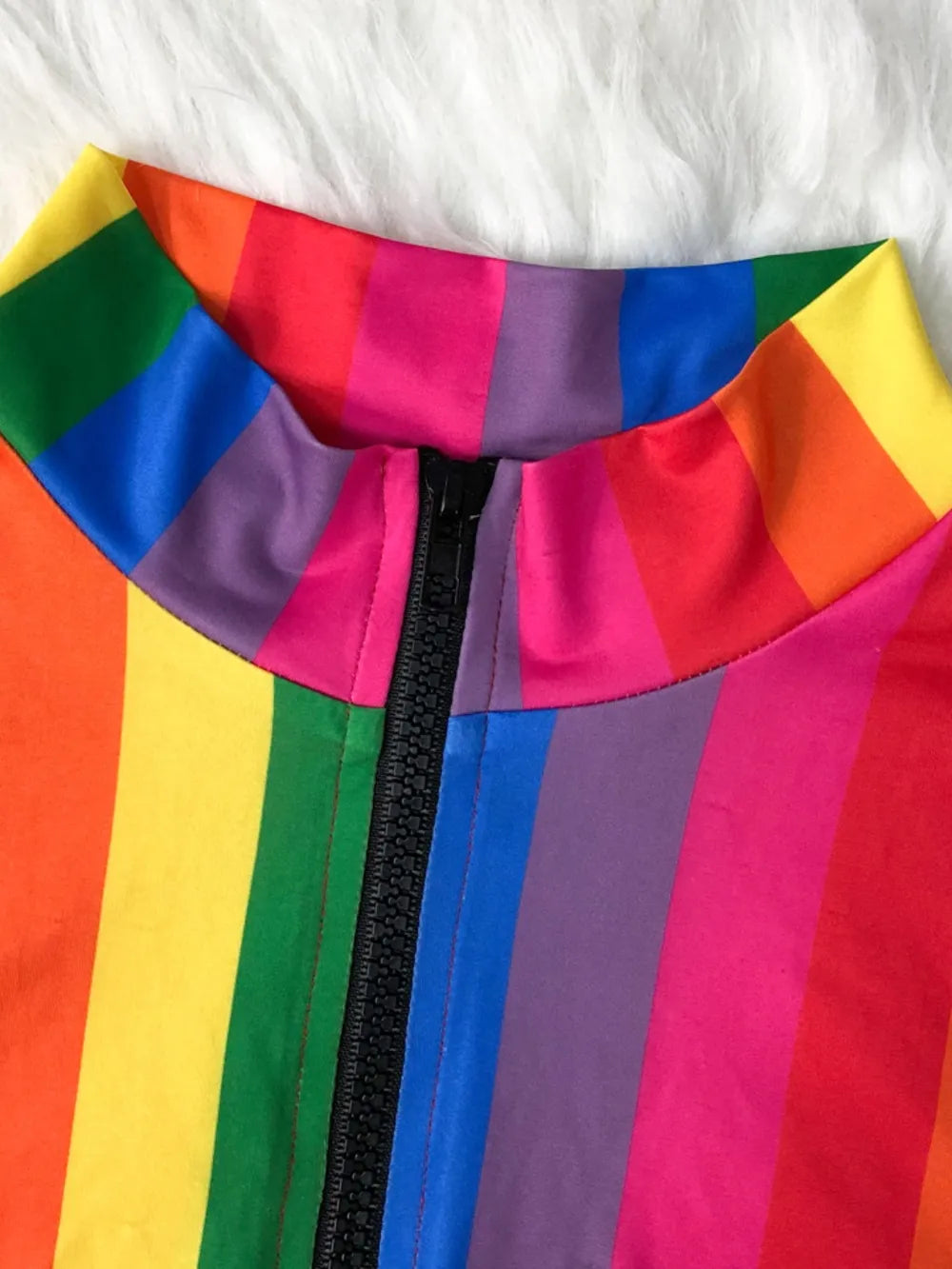 Maillot de bain deux pièces zippé col montant manches courtes