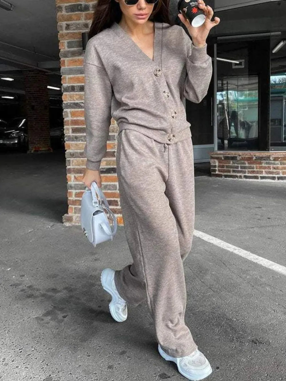 Ensemble cardigan et pantalon