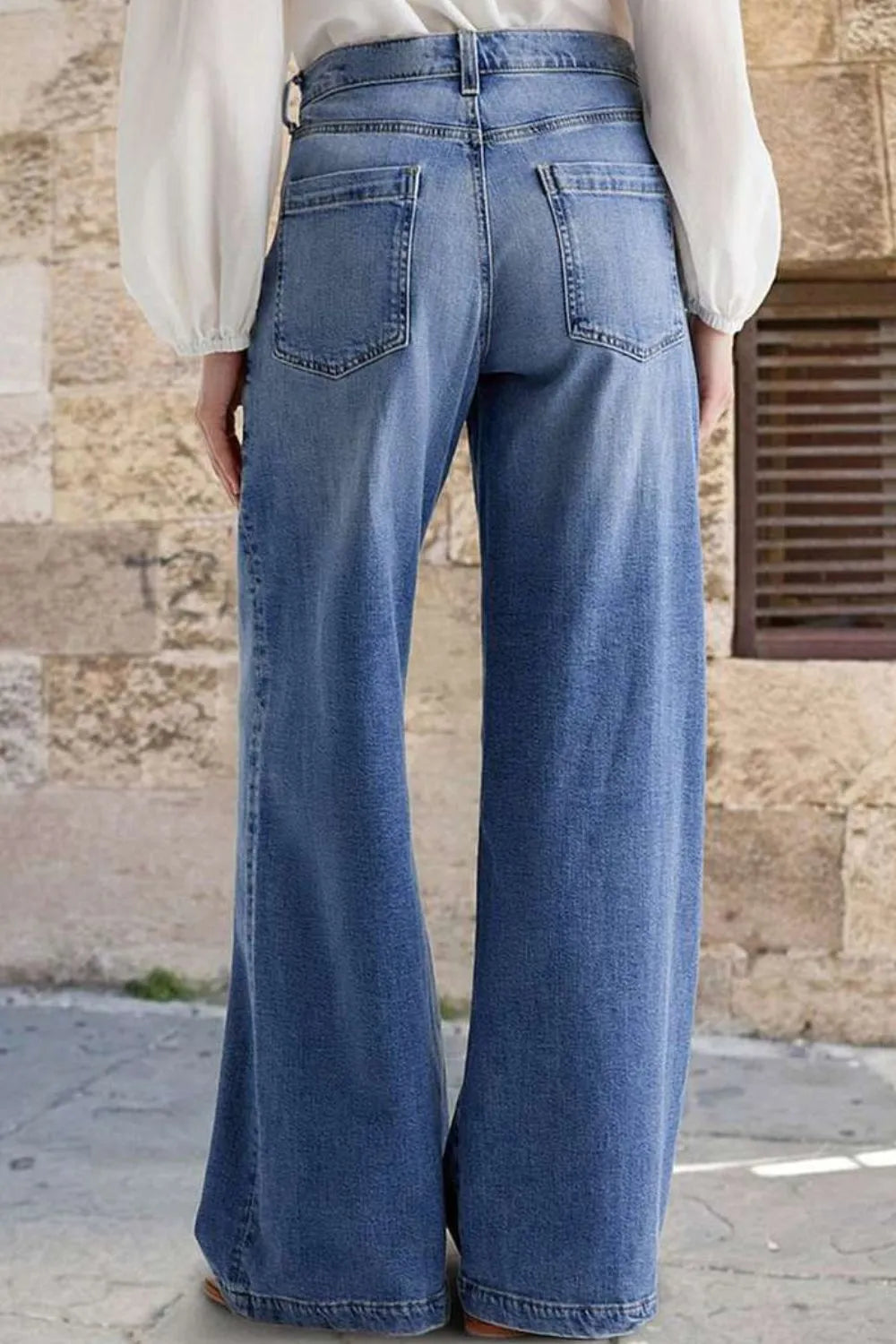 Jean droit large avec poches