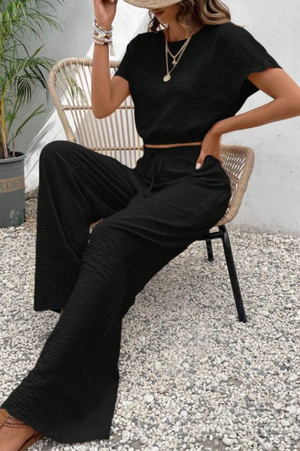 Ensemble pantalon et top sans manches