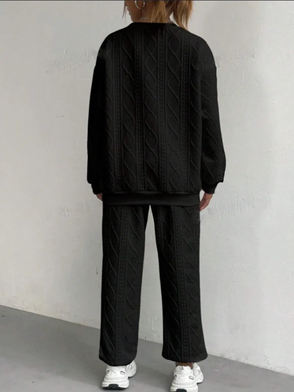 Ensemble texturé col rond et pantalon