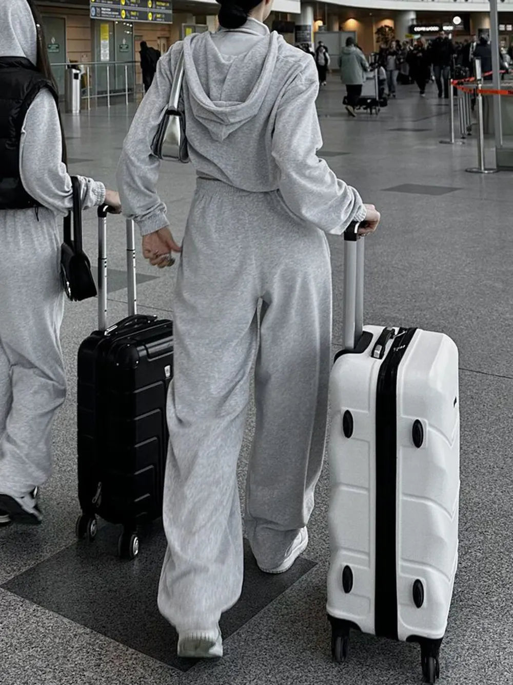 Ensemble sweat zippé et pantalon