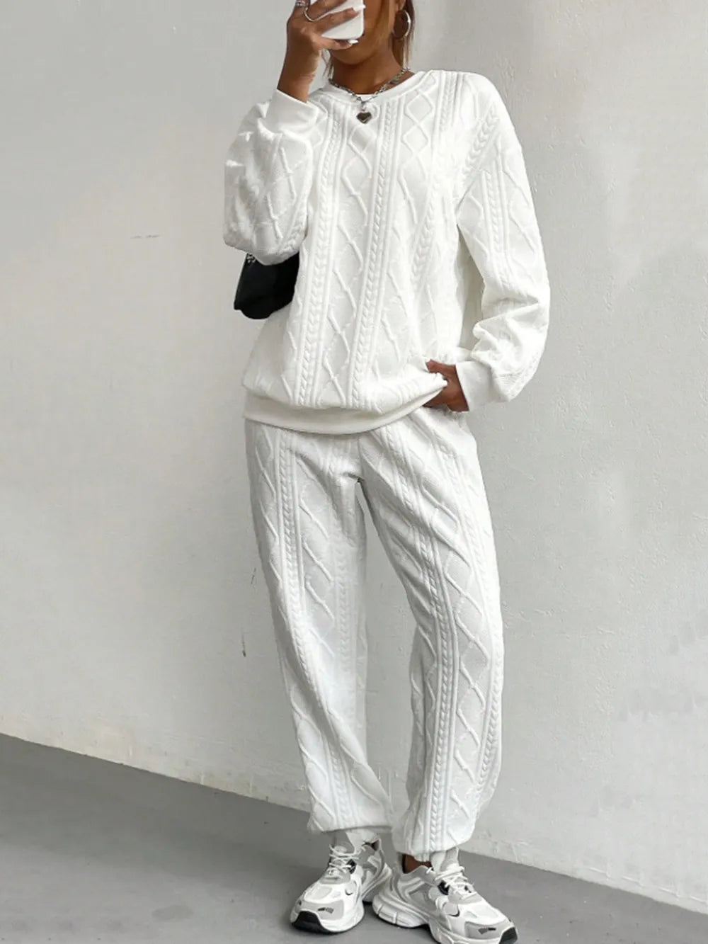 Ensemble texturé col rond et pantalon