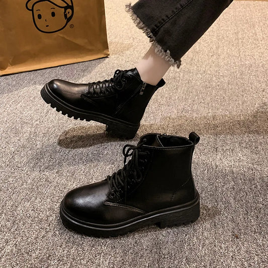 Boots à lacets