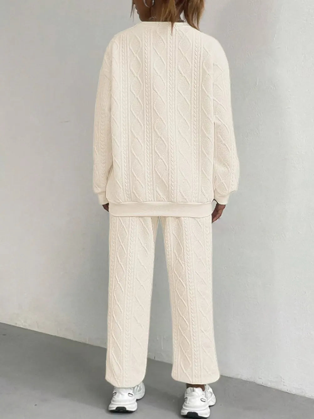 Ensemble texturé col rond et pantalon