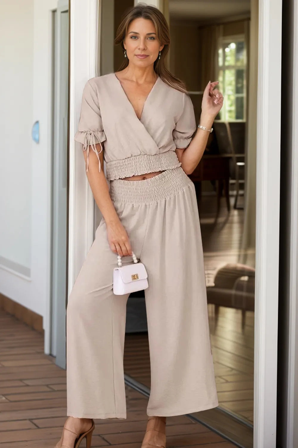 Ensemble haut cache-cœur manches courtes et pantalon